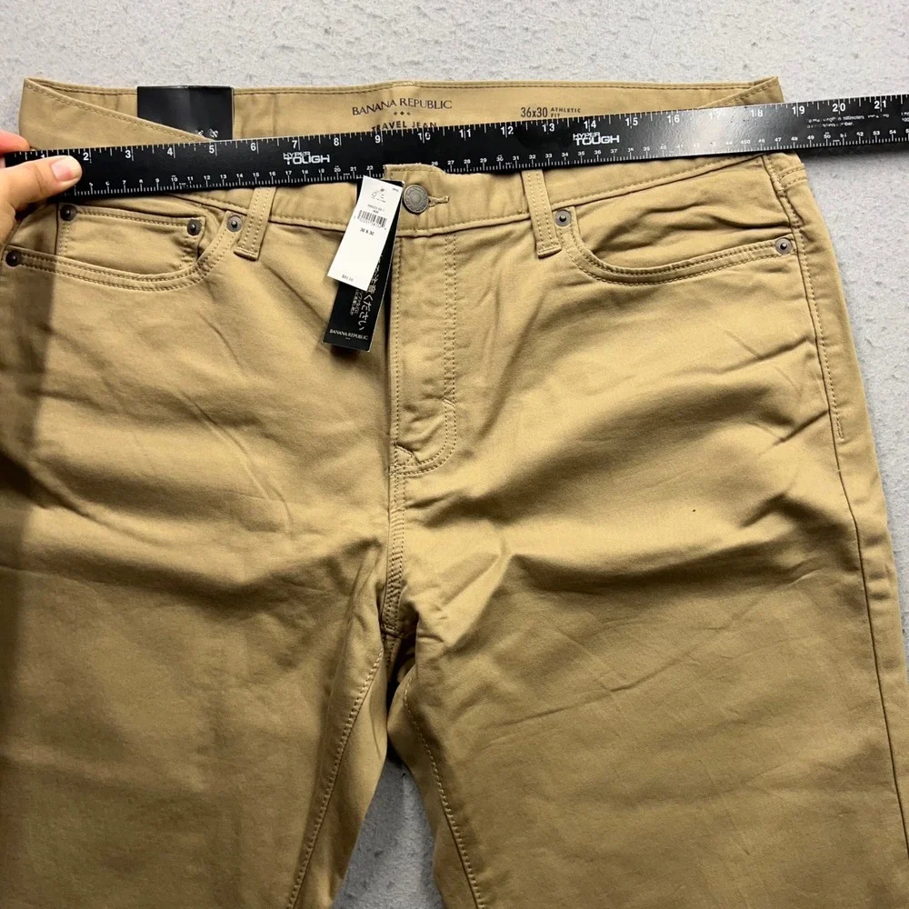Banana Republic Travel Jean Mens 36x30 Athletic Fit Khaki Tan Pants 599223-00-1